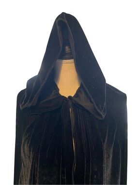 Target Black Opera Gloves & Hooded Adult Velvet Cloak Cape OSFM